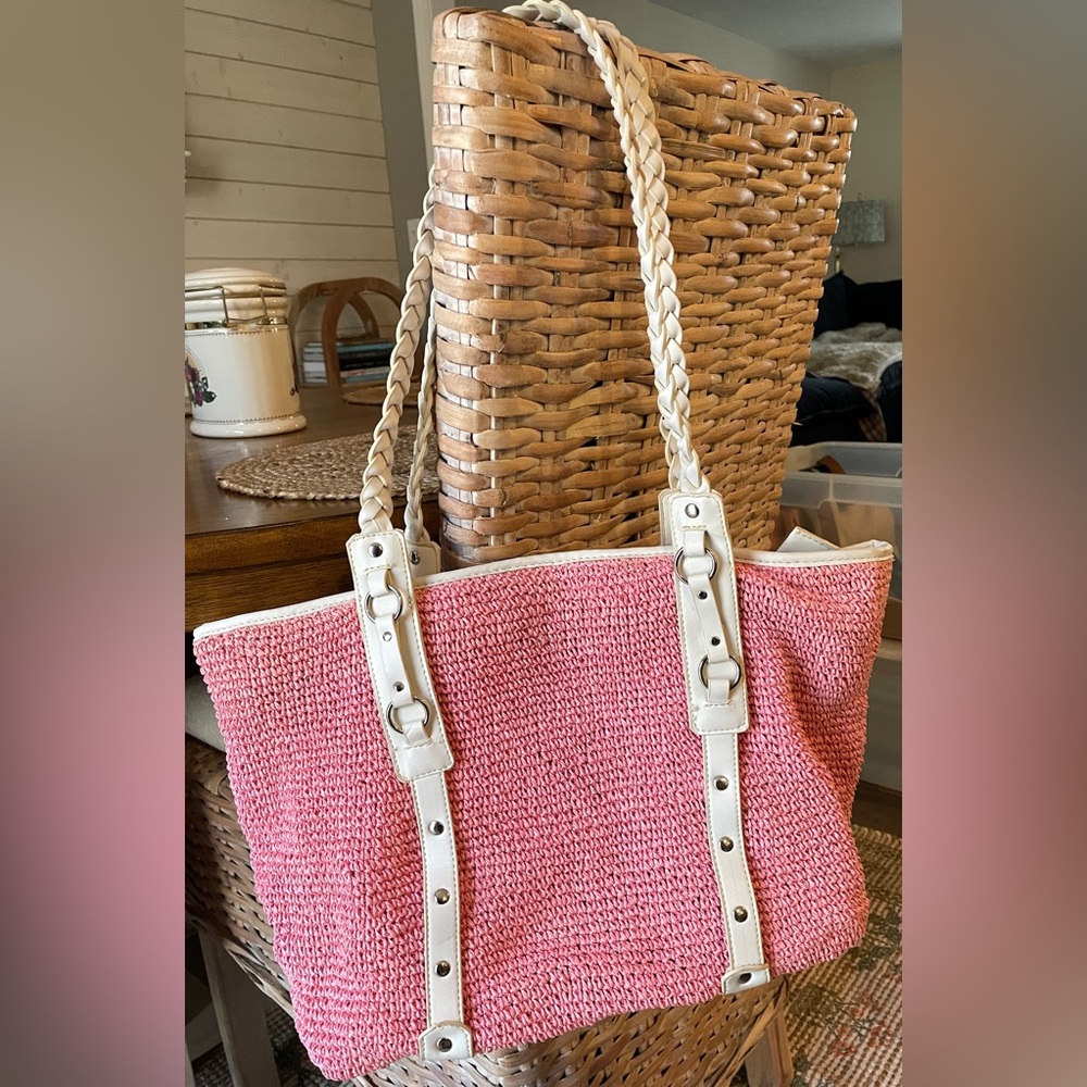Donna Dixon Crochet Shoulder Tote